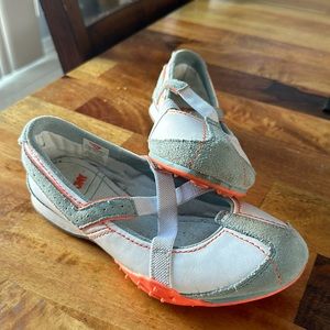 Pony Shoes Mary Jane’s